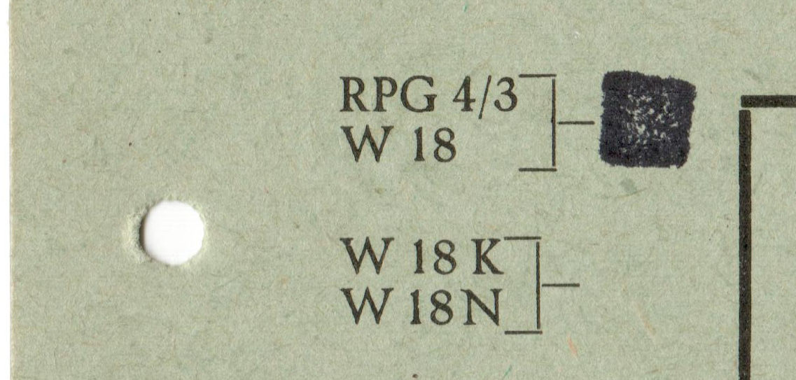 Ausschnitt einer Karte mit den jeweils gruppierten Angaben RPG 4/3 und W 18 sowie W 18 K und W 18 N sowie Stempel-Abdruck neben der Gruppe RPG 4/3 und W 18
